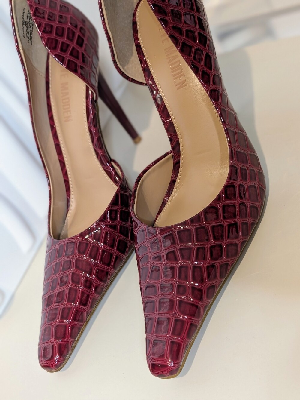 Steve Madden Burgundy Crocodile-Embossed Pointed Toe Heels - Picture 15 of 15